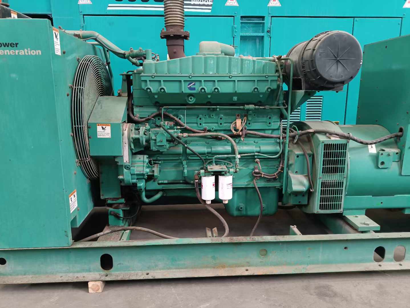 西华过载会对 600kW 柴油发电机组造成哪些损害？